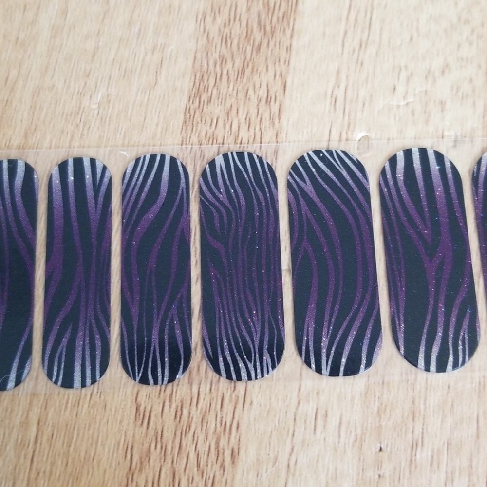 Jamberry Half Sheet Nail wraps Zebra print